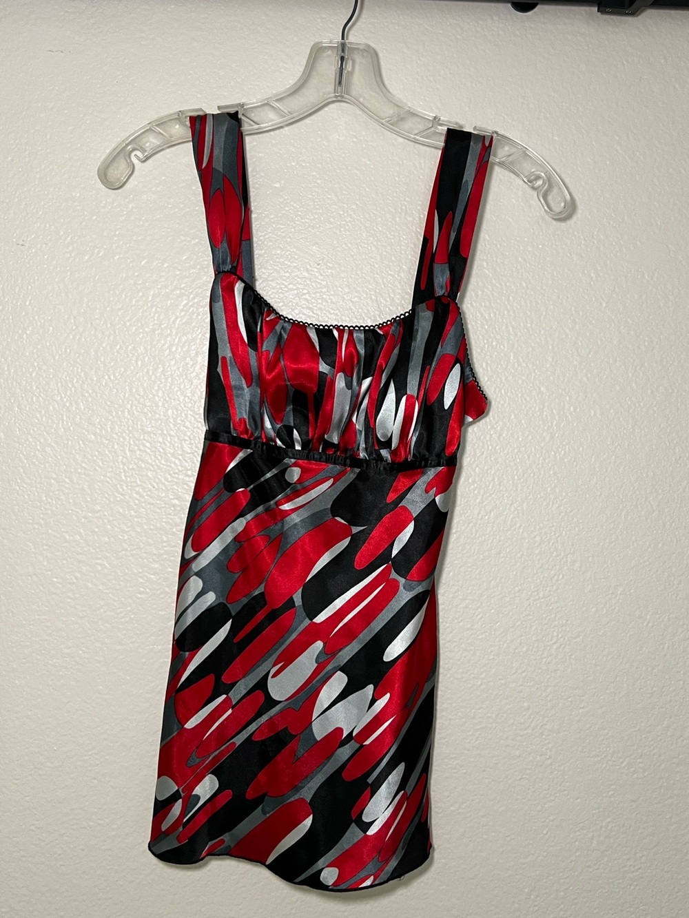 Y2K Red Black & Gray Abstract Print Cami by Byer California